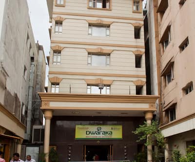 https://imgcld.yatra.com/ytimages/image/upload/t_hotel_yatra_city_desktop/v1390494369/Domestic Hotels/Hotels_Hyderabad/Hotel Rukmini Riviera/Facade~914.jpg